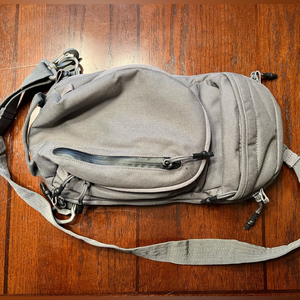 Viktos Upscale 2 Slingbag